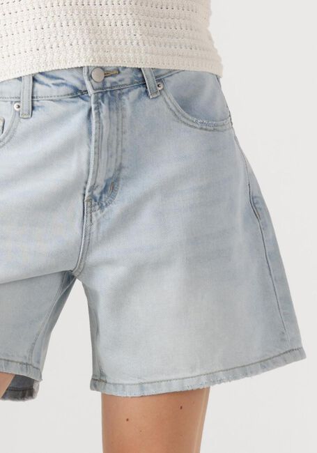 Lichtblauwe WITHBLACK Jeans WBLKAROLINA DENIM SHORT - large