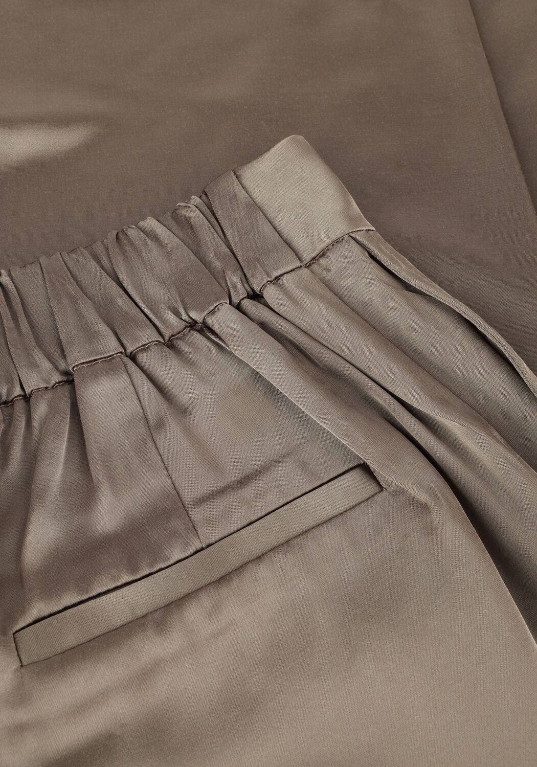 WITHBLACK Pantalon WBLMILAN SATEEN WIDE PANT en taupe - large