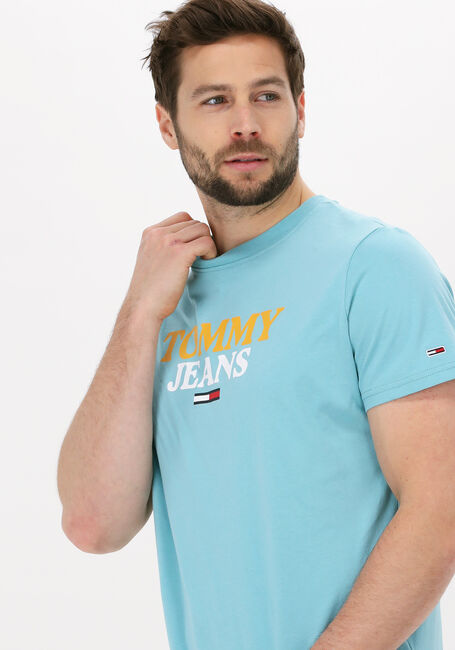 Lichtblauwe TOMMY JEANS T-shirt TJM ENTRY GRAPHIC TEE - large