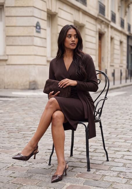 INWEAR Robe midi AGGIEIW VINCENT KNOT DRESS en marron - large
