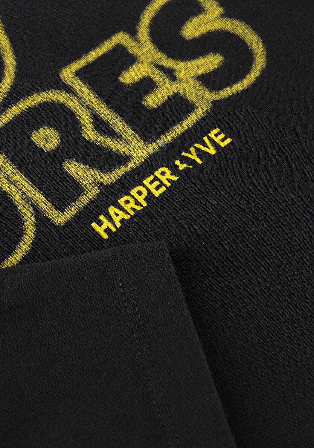 HARPER & YVE T-shirt EMBRACE-SS en noir - large