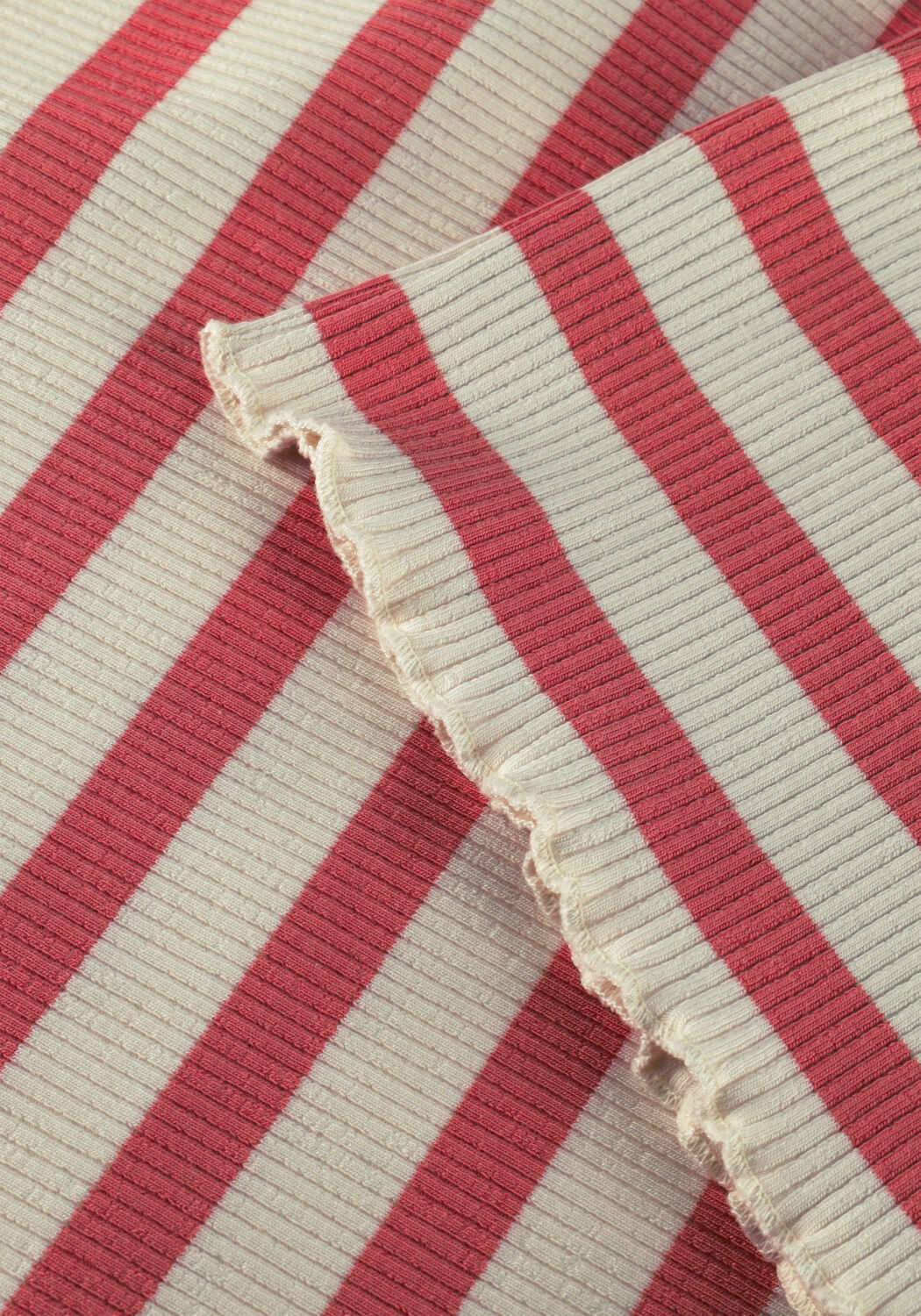 PLAY UP Haut STRIPED RIB TOP en multicolore - large