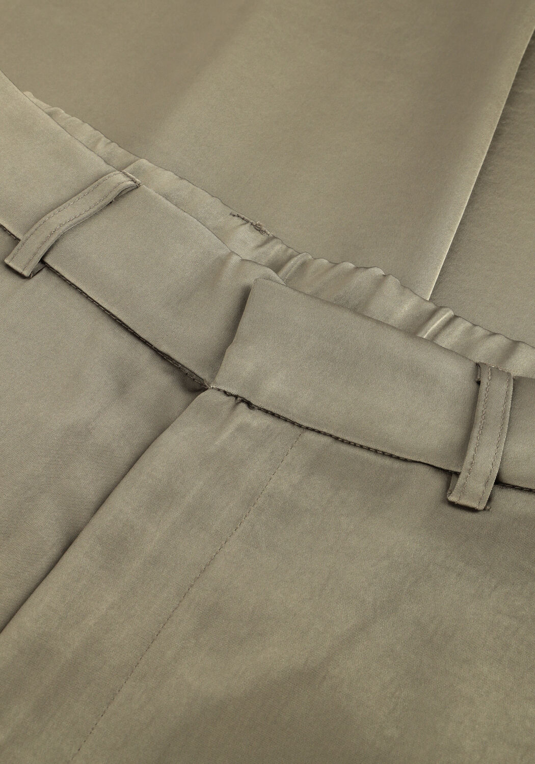 NEO NOIR Pantalon large EMMETT HEAVY SATEEN PANTS en vert - large