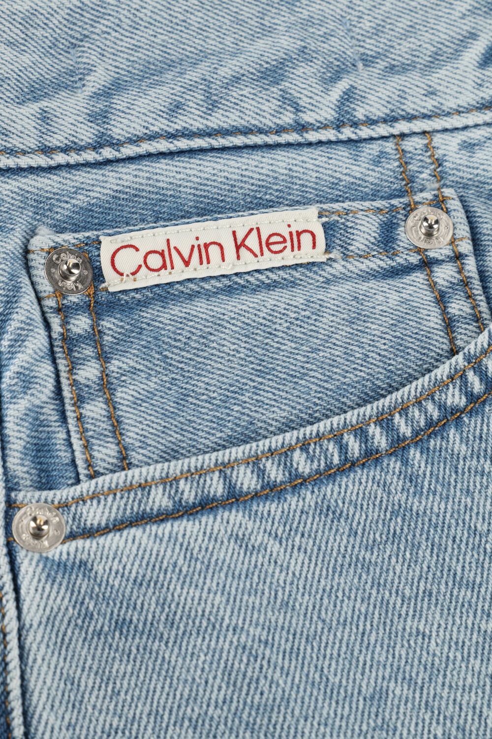 CALVIN KLEIN Pantalon courts HI RISE A-LINE SHORT COASTAL LIG Bleu clair - large