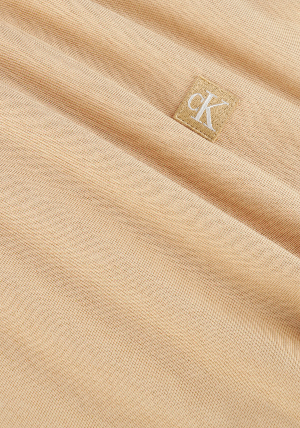 Zand CALVIN KLEIN Trui CK EMBRO BADGE CREW NECK - large
