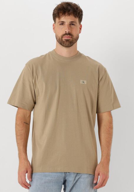 CALVIN KLEIN T-shirt WOVEN LABEL RELAXED TEE en beige - large