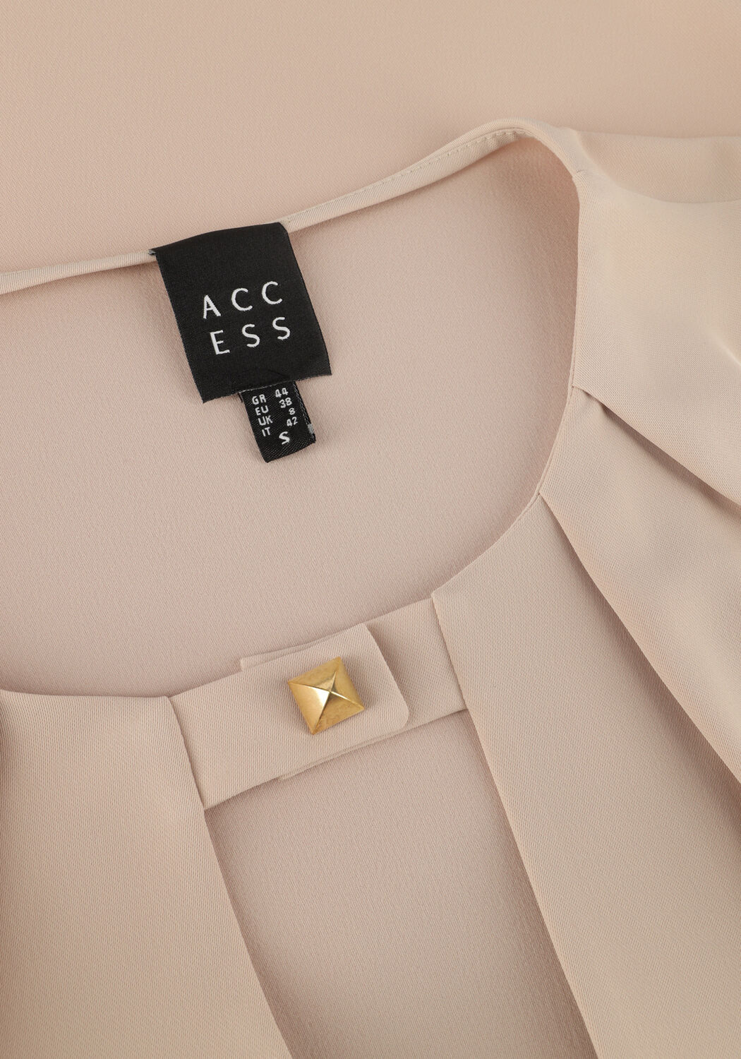 ACCESS BLOUSE WITH FRONT V OPENING Blouses en beige - large