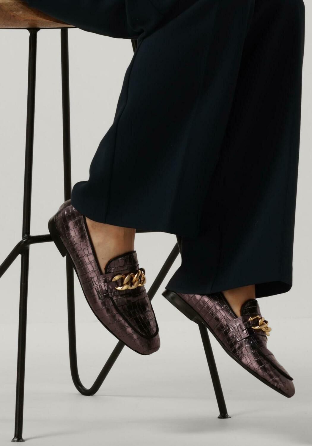 NOTRE-V 133 405 Loafers en violet - large