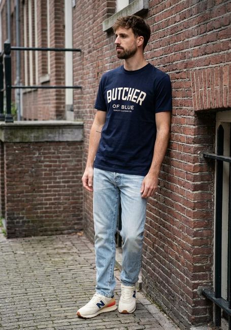 Donkerblauwe BUTCHER OF BLUE T-shirt ARMY COLLEGE TEE - large