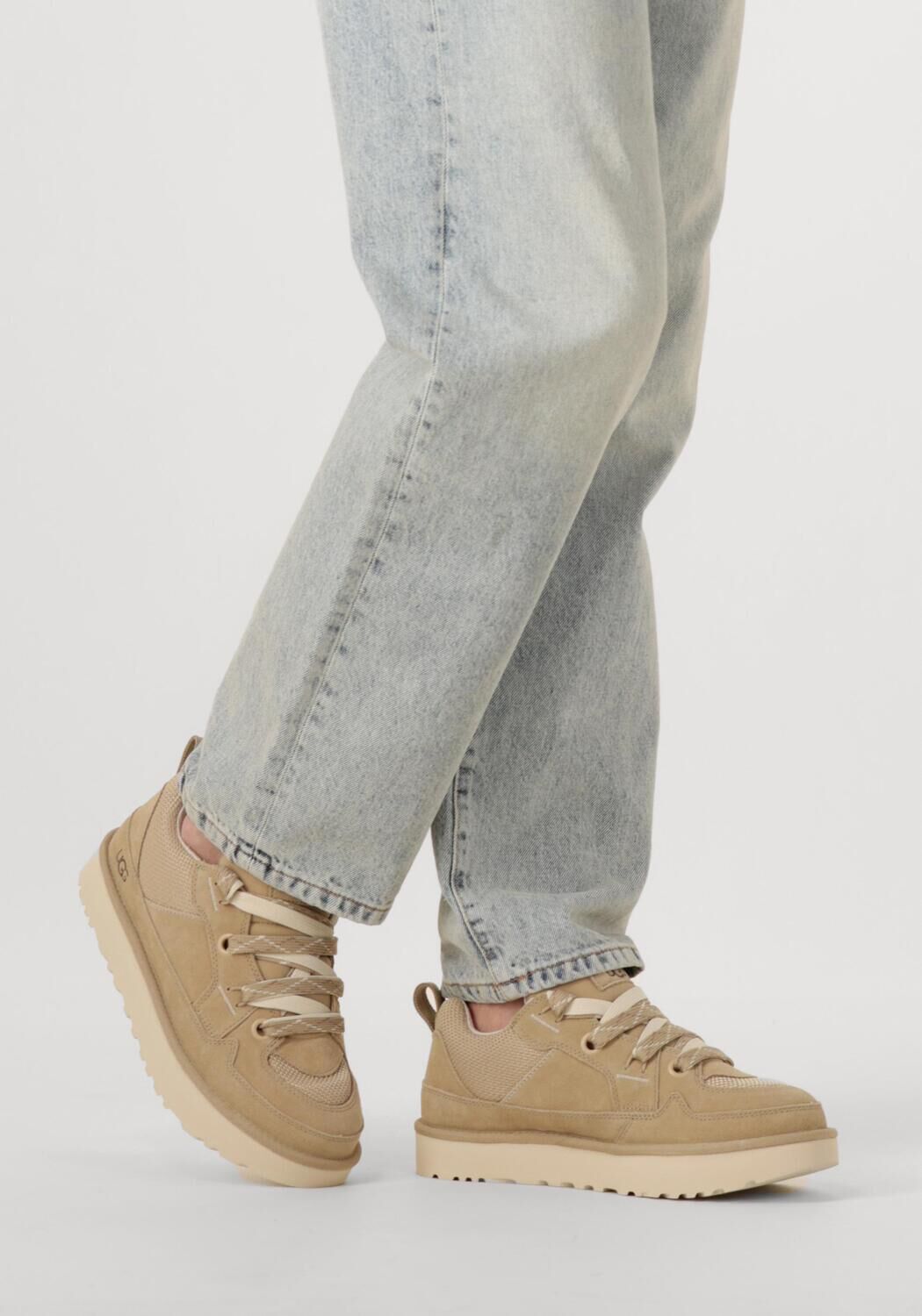 UGG Baskets basses M LO LOWMEL en beige - large