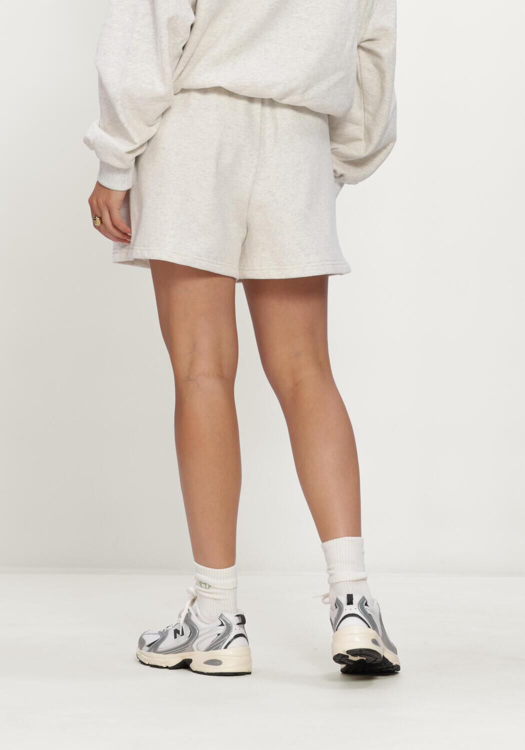 Lichtgrijze NOTRE-V Korte broek NV-IRMGARD - large