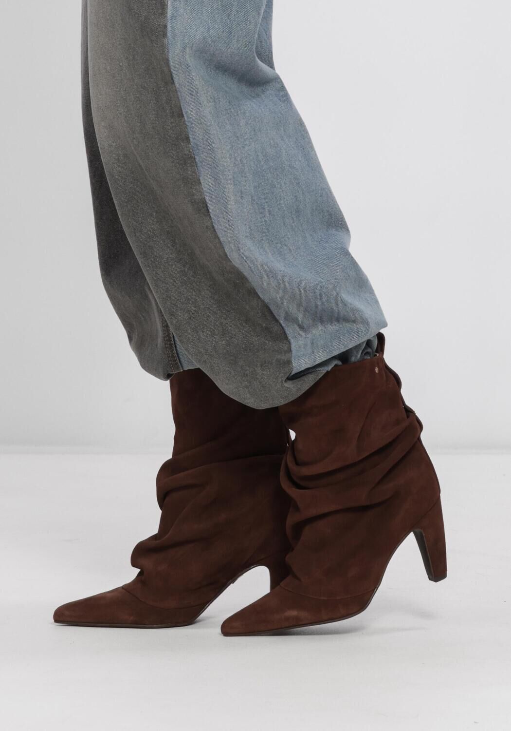 Bruine BRONX Enkellaarsjes LOW JADEY - large