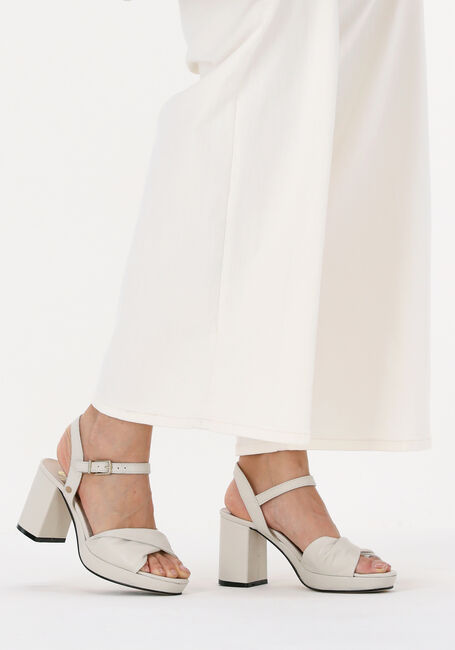 Witte FRED DE LA BRETONIERE Sandalen 163010111 Witte FRED DE LA BRETONIERE Sandalen 163010111 - large
