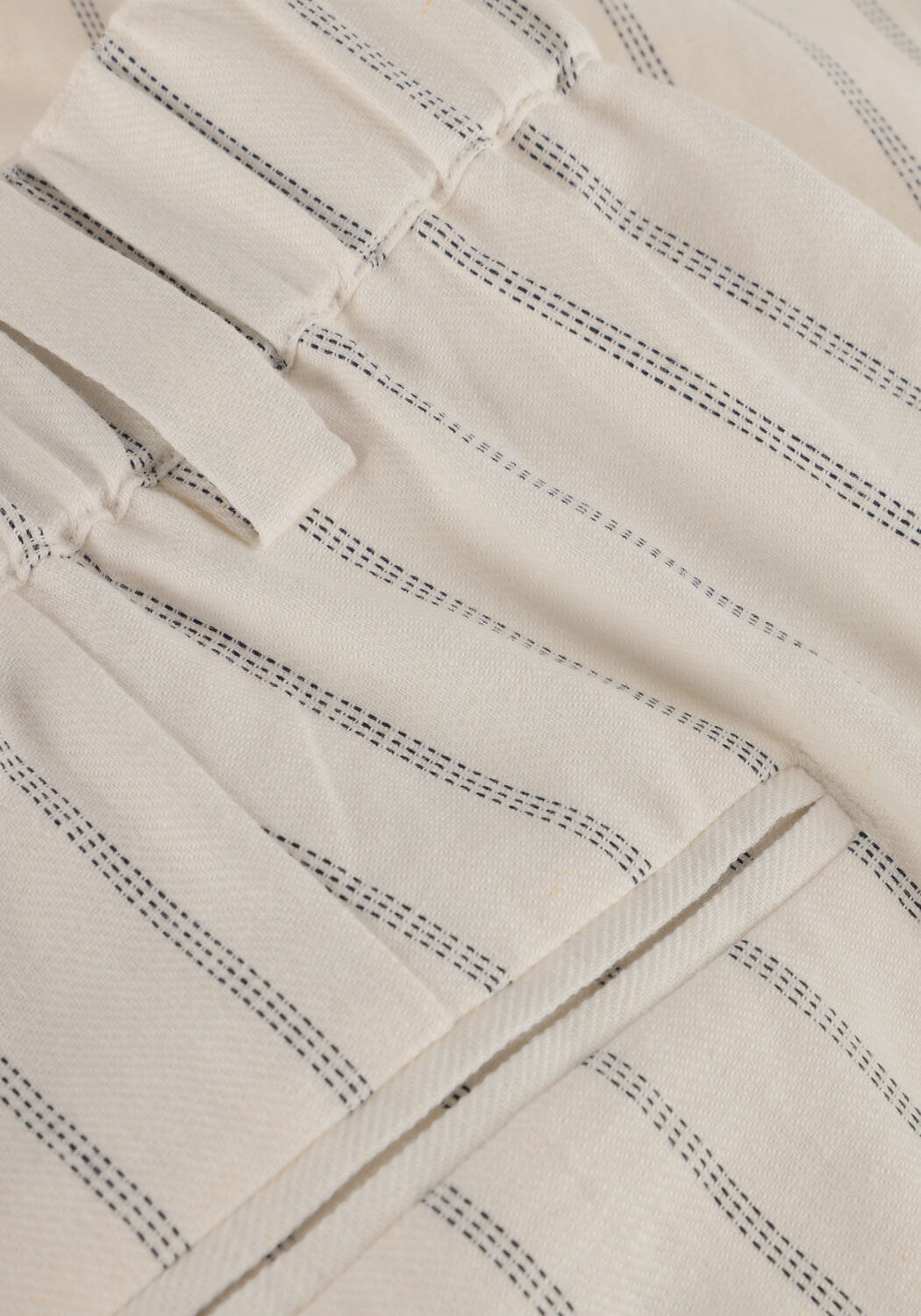 SECOND FEMALE Pantalon ESANA TROUSERS en blanc - large