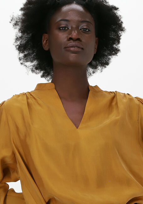 MKT STUDIO CABELLE Blouses en vert - large