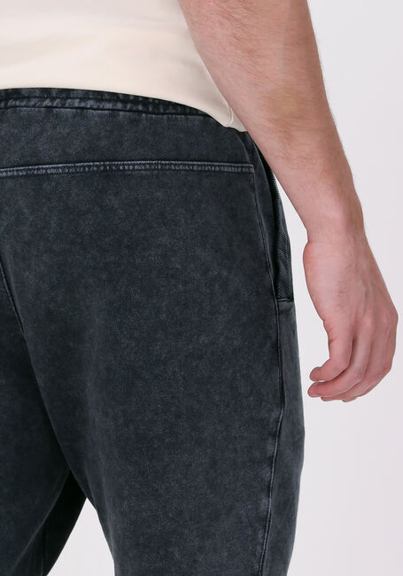 PUREWHITE Pantalon courte 22010504 en gris - large