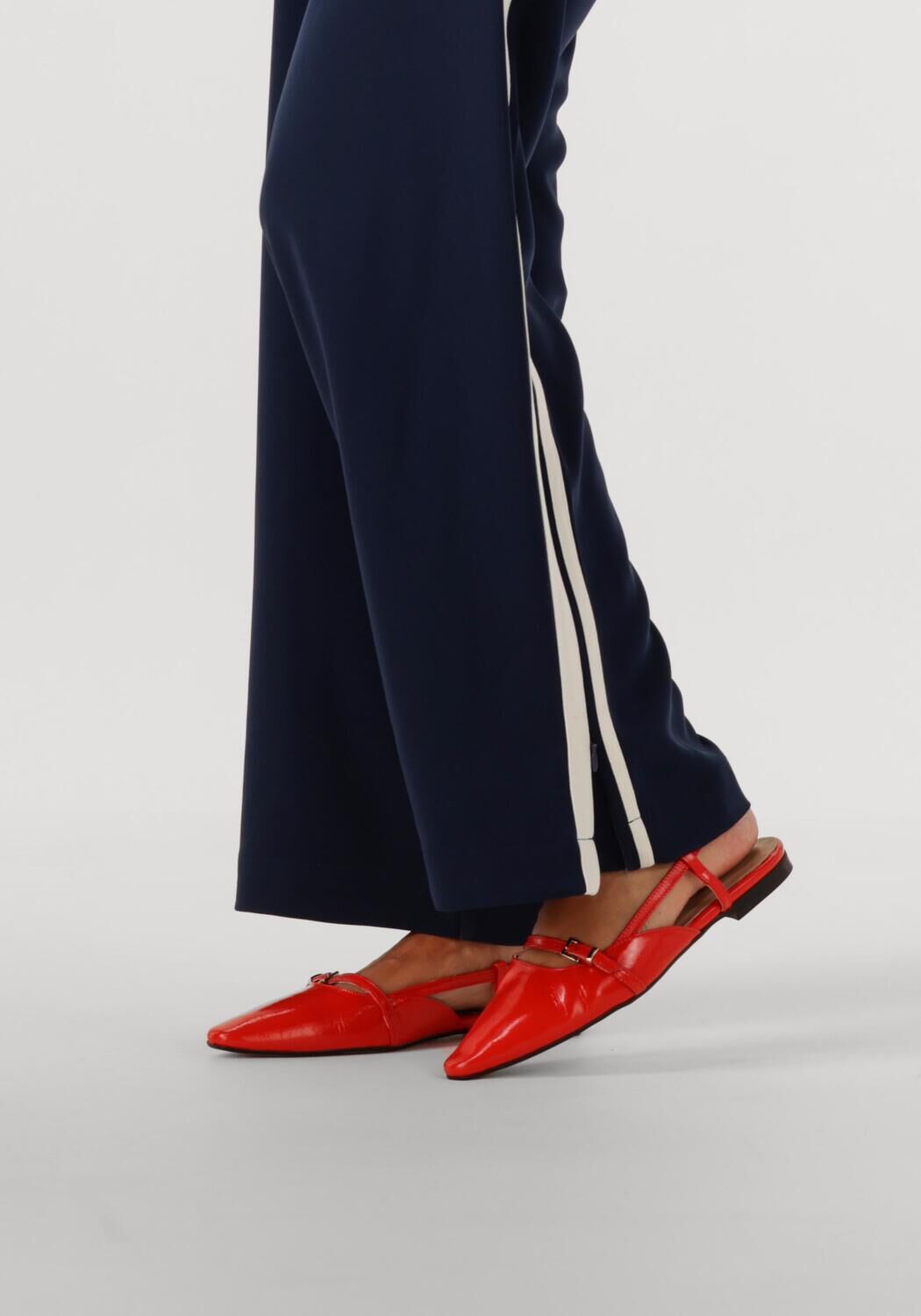 LINA LOCCHI 010-22 Slingbacks en rouge - large