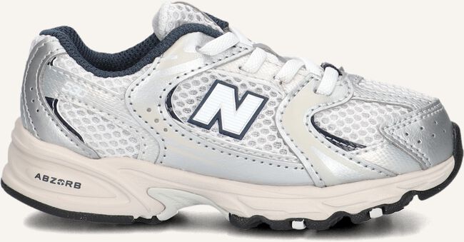 Witte NEW BALANCE Sneakers IZ530 Witte NEW BALANCE Sneakers IZ530 - large