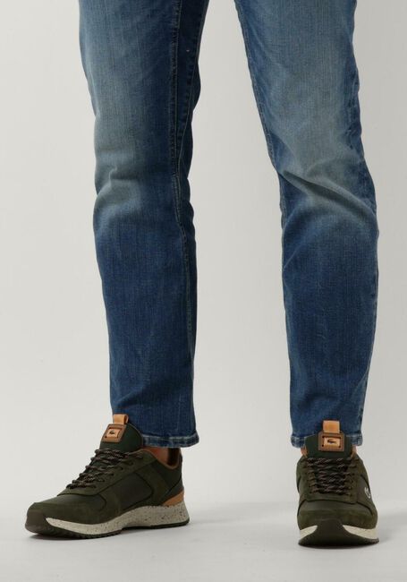 LACOSTE Baskets basses JOGGEUR 2.0 en vert - large