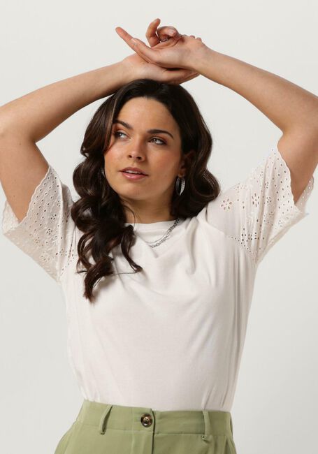 Witte Y.A.S. T-shirt YASLEX SS TOP W. EMB SLEEVES S. - large