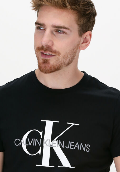 CALVIN KLEIN T-shirt ICONIC MONOGRAM SS SLIM TEE en noir - large