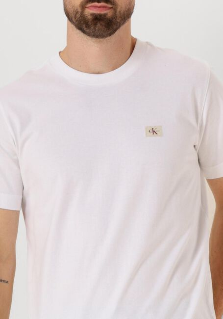 Witte CALVIN KLEIN T-shirt WOVEN LABEL REGULAR TEE - large