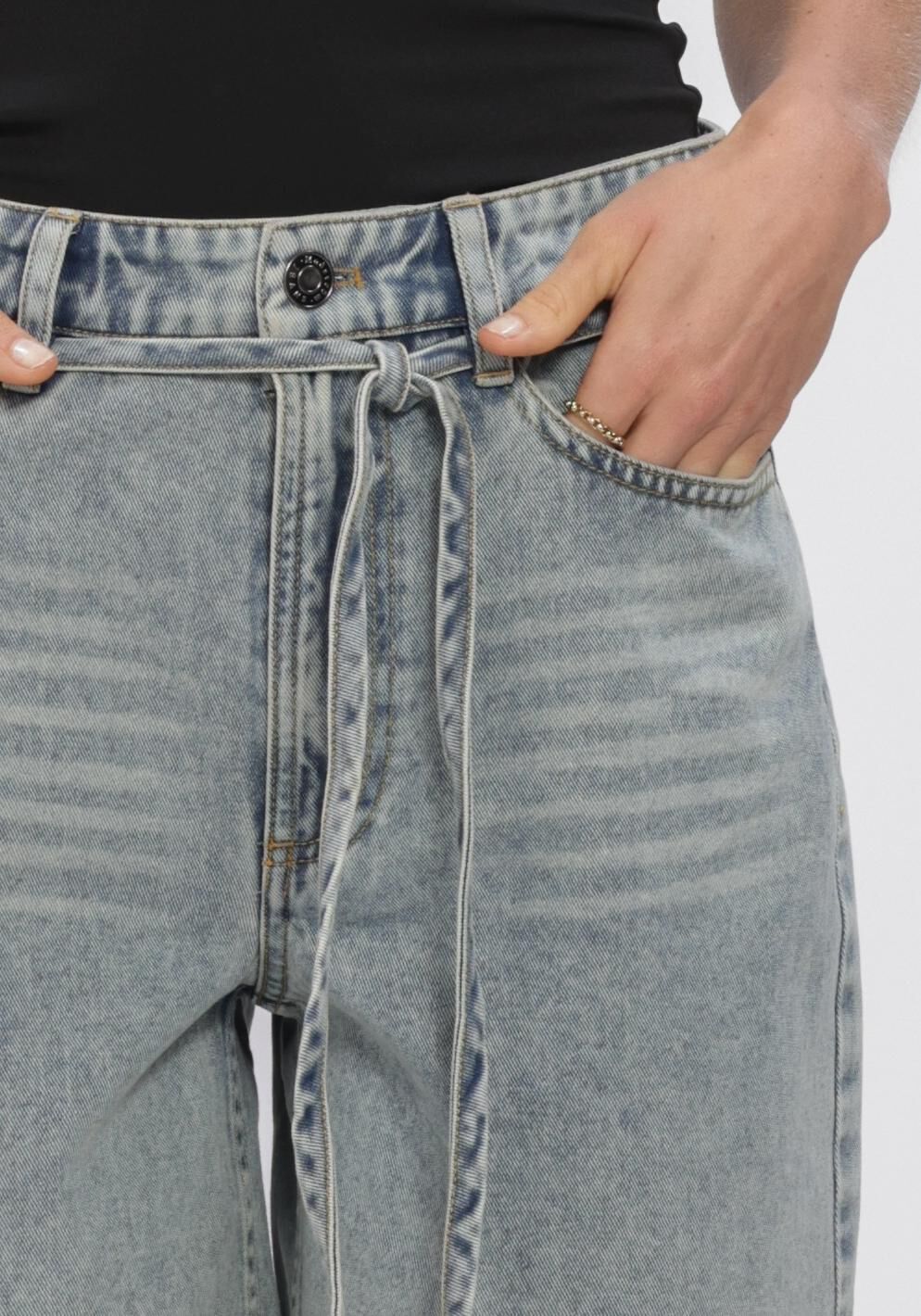 MODSTR&Ouml;M AGGIMD SHORT Pantalons Bleu clair - large
