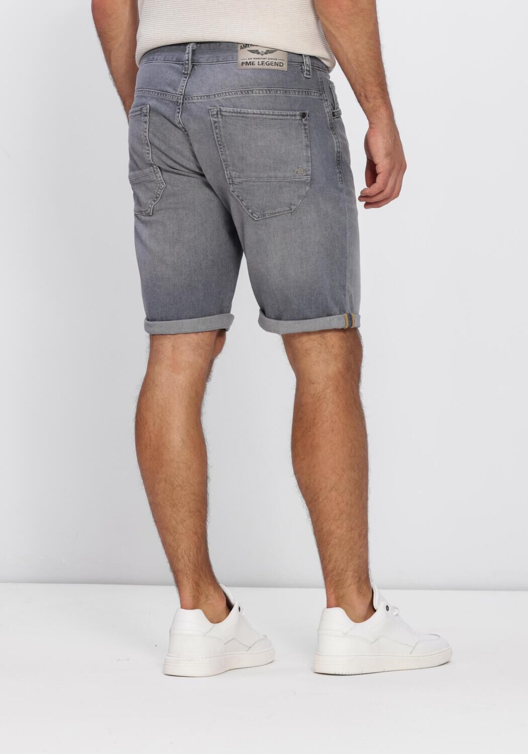 PME LEGEND Pantalon courts PME LEGEND NIGHTFLIGHT SHORTS en gris - large