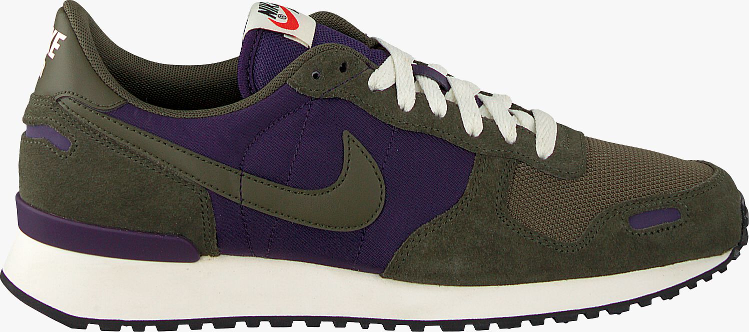 white nike mens basketball shoes