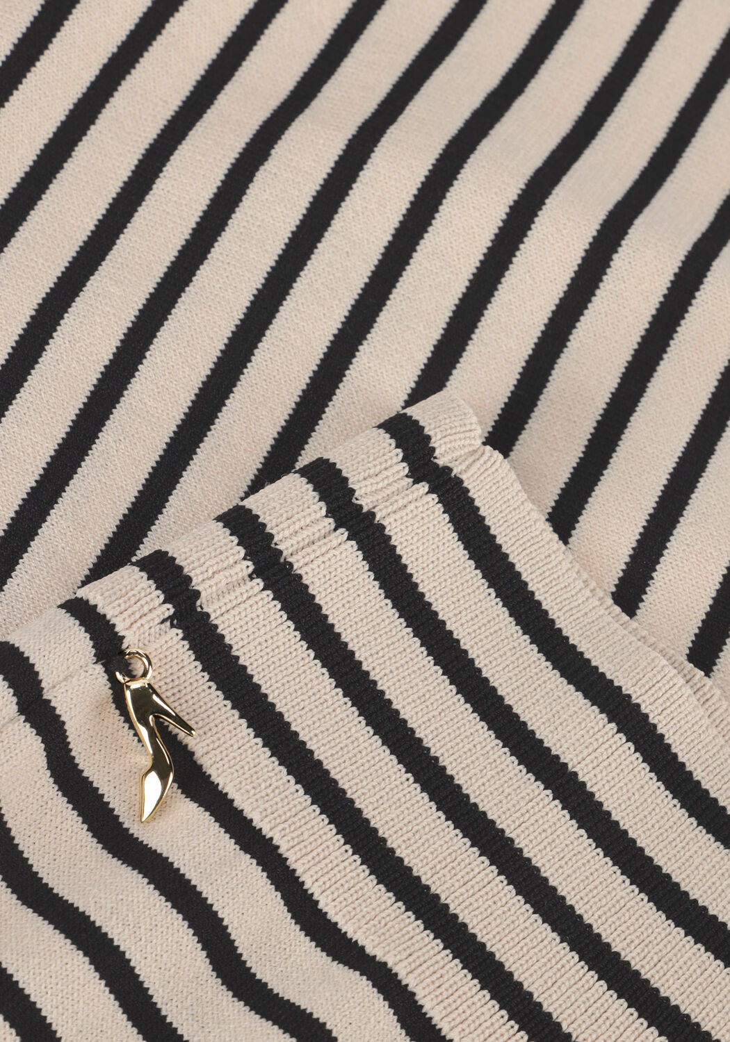 JANSEN AMSTERDAM K136 KNIT TOP 3/4 SLEEVE Hauts & T-shirts en noir - large