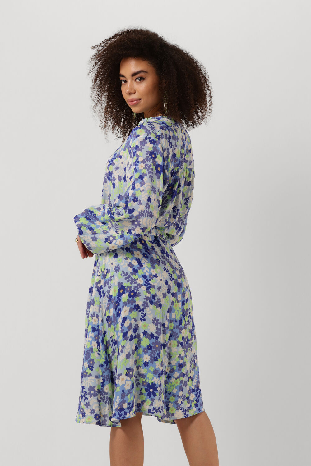 Blauwe FABIENNE CHAPOT Mini jurk DORIEN FRILL DRESS 103 Omoda