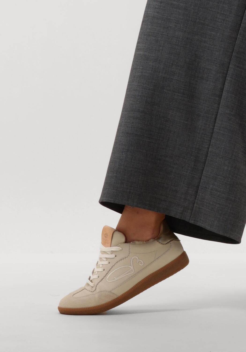 Witte FRED DE LA BRETONIERE Sneakers PEARL SIGN - large