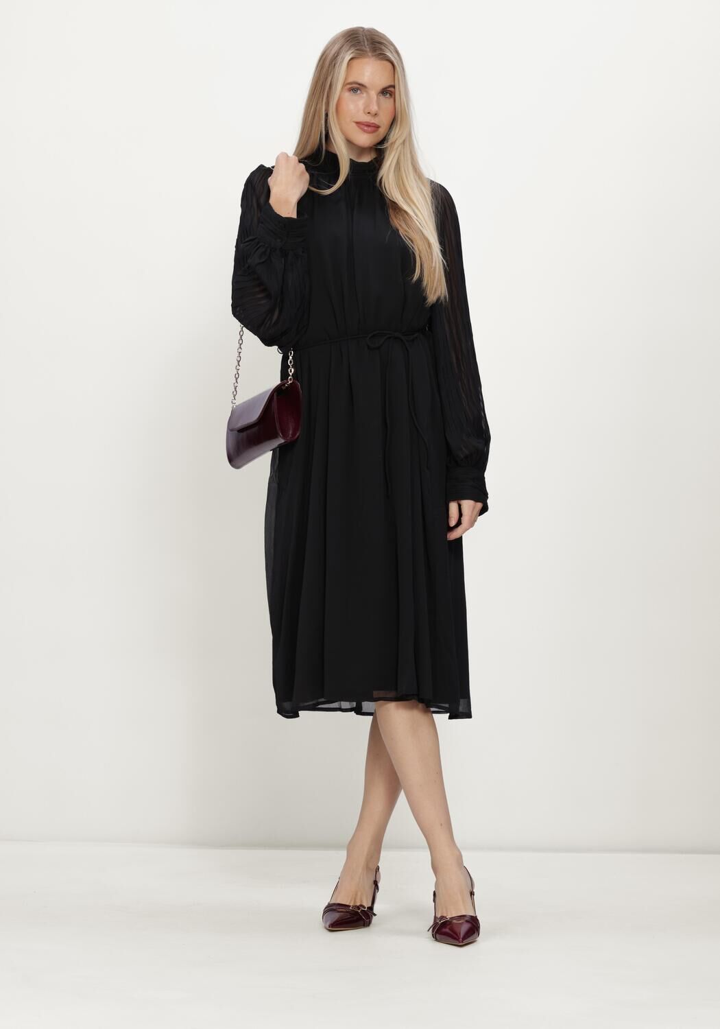 Zwarte Y.A.S. Maxi jurk YASOLERA LS MIDI DRESS S.