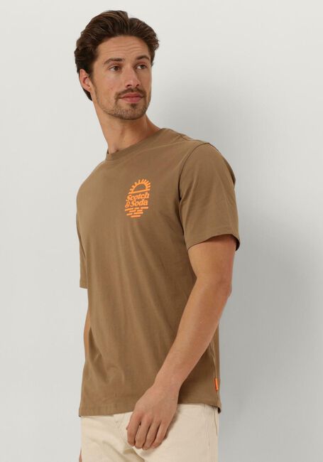 SCOTCH & SODA T-shirt LEFT CHEST ARTWORK T-SHIRT Kaki - large