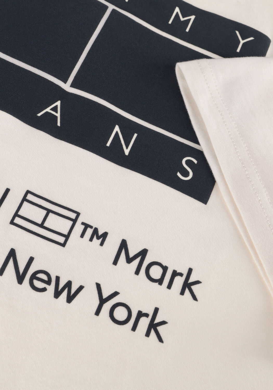 TOMMY JEANS T-shirt TJM REG ESSENTIAL CB FLAG TEE Blanc - large