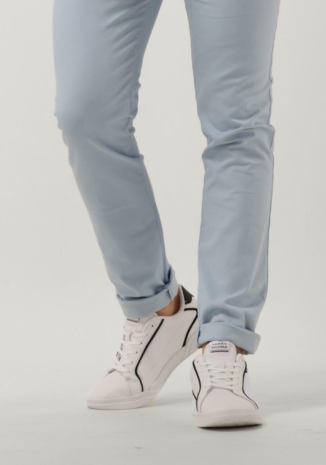 Witte TOMMY HILFIGER Sneakers LO CUP - large