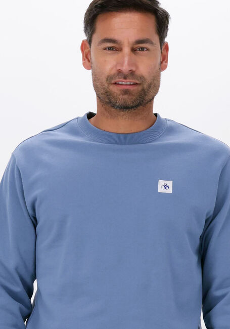 SCOTCH & SODA Chandail LOGO CREWNECK SWEATSHIRT en bleu - large