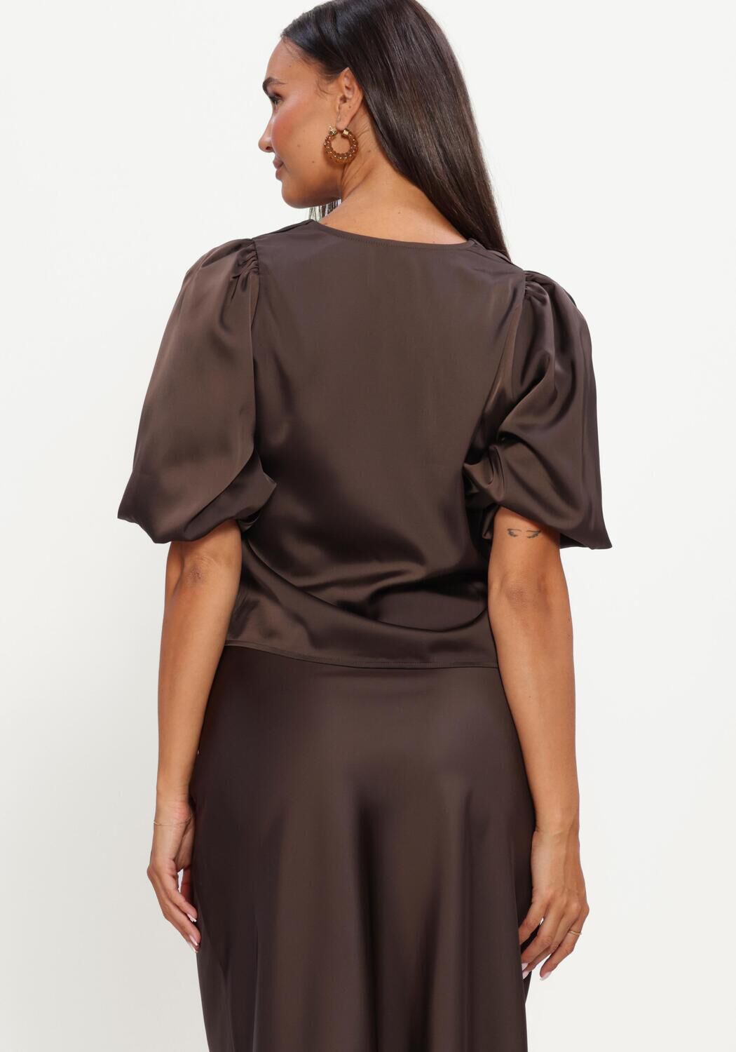Y.A.S. YASPELLA 2/4 V-NECK TOP Blouses en marron - large