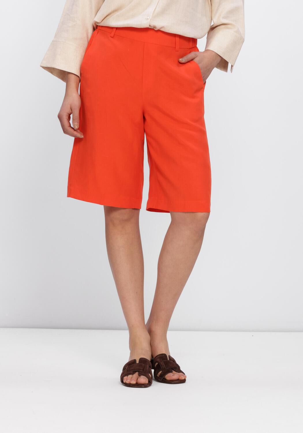 Oranje MOS MOSH Broeken/jumpsuits MMBAI ALEXIS SHORTS - large