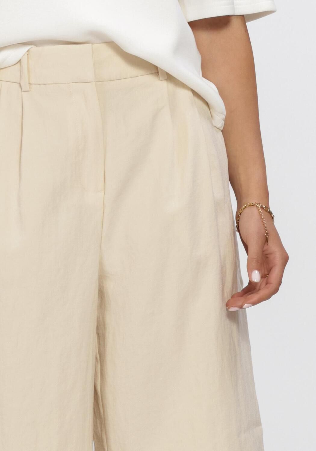 Beige MSCH COPENHAGEN Korte broek MSCHKEELEY EDELMIRA HW SHORTS - large