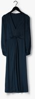 SECOND FEMALE Robe maxi EDDIE DRESS en bleu