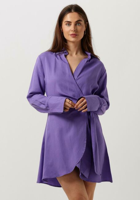 COLOURFUL REBEL Mini robe HETTE UNI WRAP MINI DRESS en violet - large