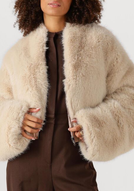 EST'SEVEN Manteau en fausse fourrure KINSKI WILD JACKET Crème - large