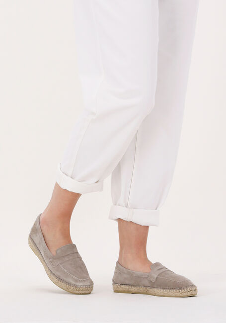 FRED DE LA BRETONIERE 152010216 Espadrilles en taupe - large