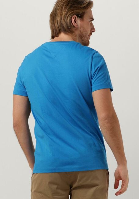 TOMMY HILFIGER T-shirt BRAND LOVE SMALL LOGO TEE en bleu - large