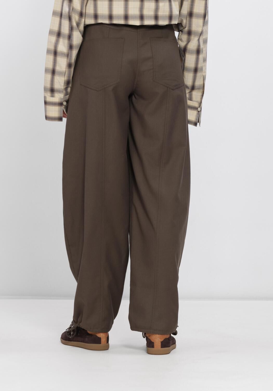 Zwarte SECOND FEMALE Broeken/jumpsuits BLINK NEW CARGO TROUSERS - large
