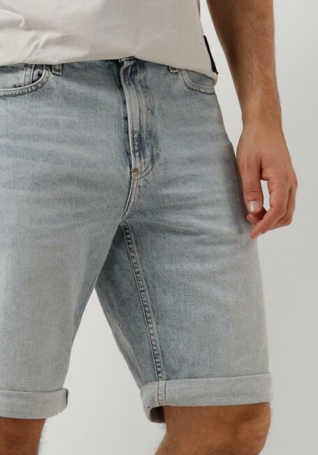 Lichtblauwe CALVIN KLEIN Jeans SLIM SHORT - large