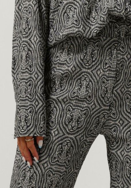 Zwarte ALIX THE LABEL Wijde broek LADIES KNITTED LEOPARD CRINKLE PANTS - large
