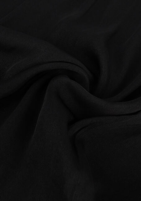 SOFIE SCHNOOR Robe midi S231352 en noir - large