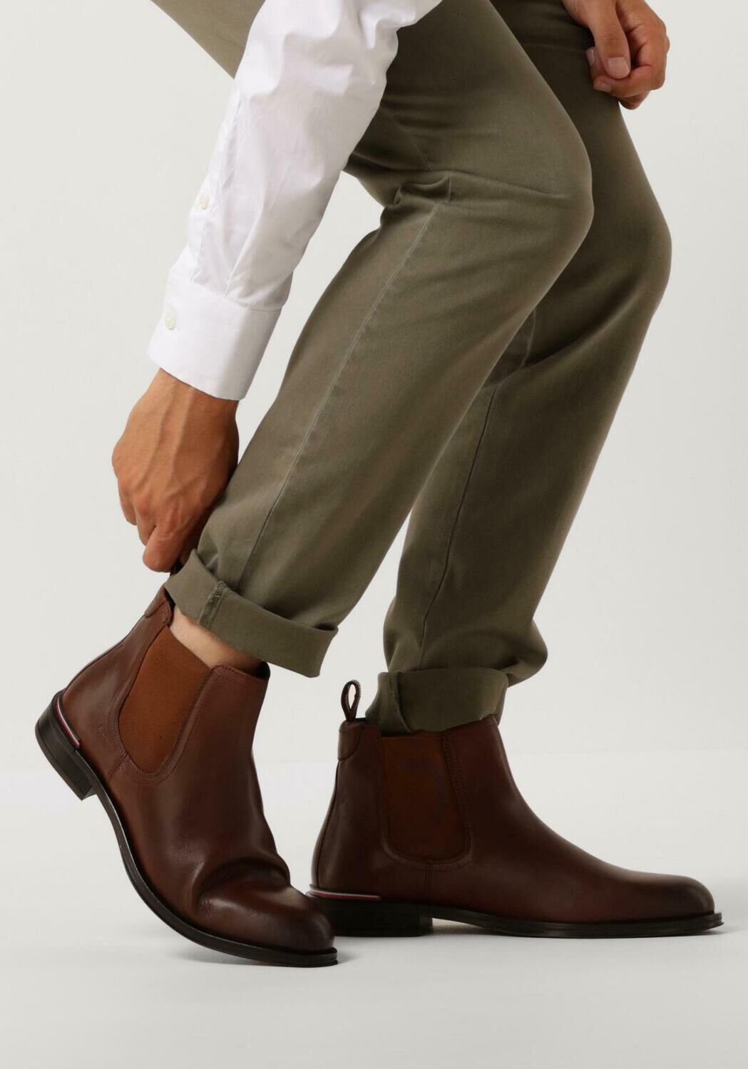 TOMMY HILFIGER Bottines chelsea CORE RWB HILFIGER CHELSEA en cognac - large